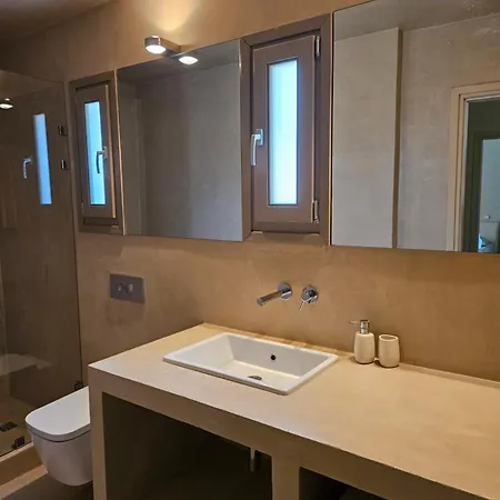 Διαμέρισμα Mary's Luxury 2